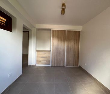 Location Maison 98.31m² 4 pièces Fort de france - Photo 2