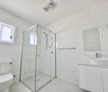 Brand New! - Photo 2