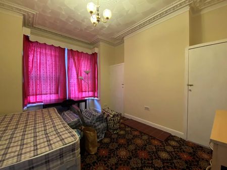 5 bedroom terraced house to rent - Photo 3