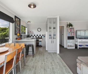 Clarks Beach, 25 Crispe Road - Photo 2