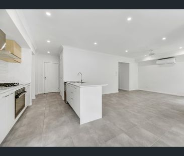 29 Terrericche Place, Richlands, Qld 4077 - Photo 2