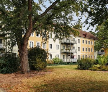 Großzügige 1-Zimmer-Wohnung im Dachgeschoss // DG - Photo 3