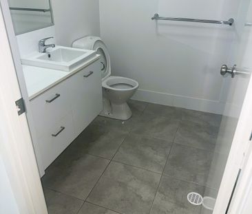 3 Bedroom Townhouse - Photo 1