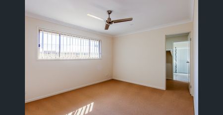 4 Bedroom Home In Highlands Estate! - Photo 5