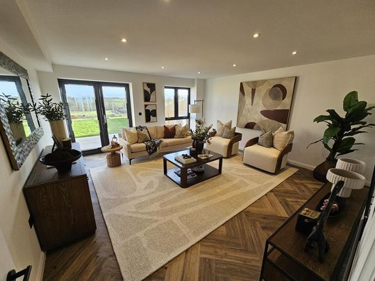 4 bedroom house to rent - Photo 1