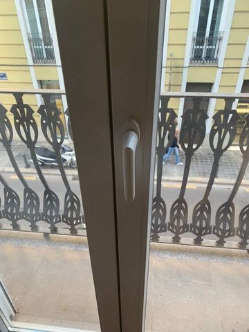 2 room luxury Apartment for rent in Valencia, Spain - Photo 4