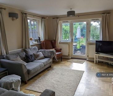 3 bedroom semi-detached house to rent - Photo 2