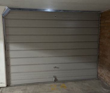 Light-Filled 2-Bedroom Apartment - Photo 5