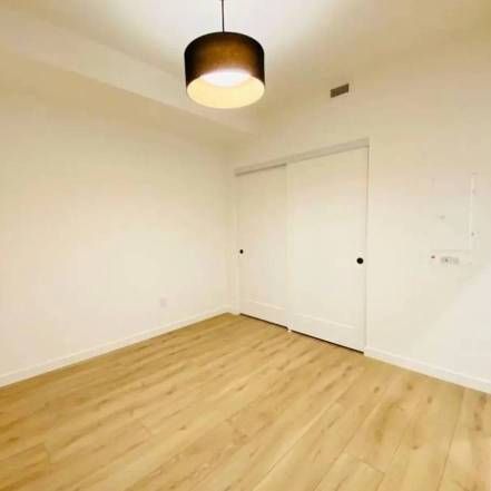 This beautiful 2bedroom condo - Photo 3