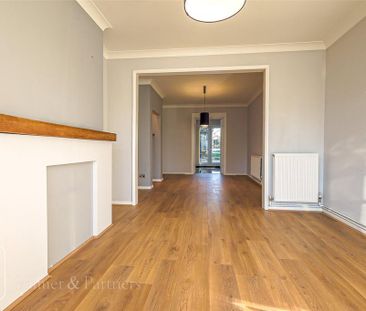 3 bedroom semi-detached house to rent - Photo 1