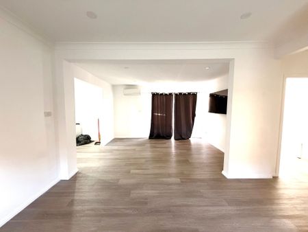 Affordable, Comfortable and Close to Everything! - Photo 4