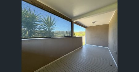 2 Bed Flat (Power & Water Incl) - FULLERTON COVE - Photo 4