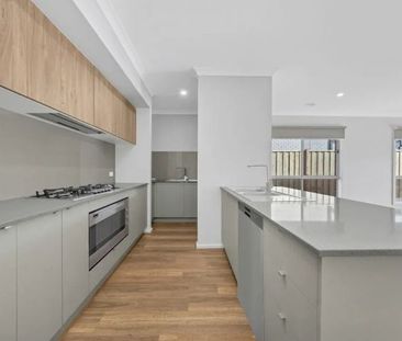 9 Heidelberg Street, Mambourin - Photo 3