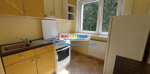 Inchiriere garsoniera Romancierilor/sp 30mp/etaj 1 - Fotografie 2