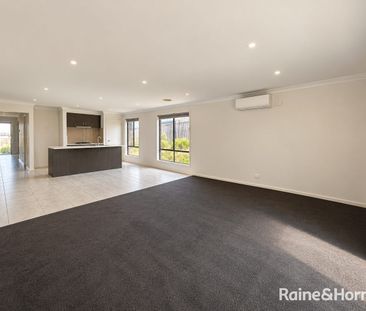 Modern Living in a Prime Doreen Location! - Photo 2