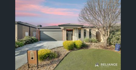 Picture perfect Family home in Alamanda Estate! - Photo 3