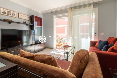 Charming One Bedroom Apartment in Playa San Juan - Photo 3