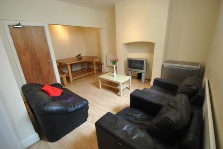 1 bedroom terraced house to rent - Photo 3