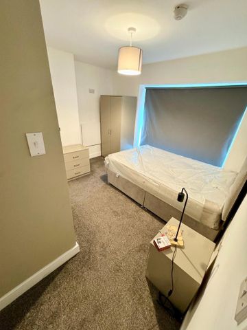 4 bedroom house share to rent - Photo 4