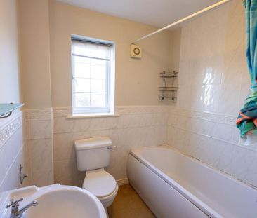 4 bedroom detached house to rent - Photo 1