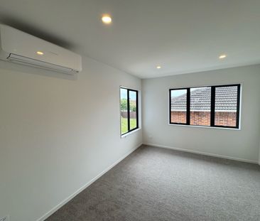 Nice famliy home at Blockhouse Bay - Photo 5