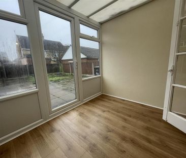 3 bedroom semi-detached house to rent - Photo 6