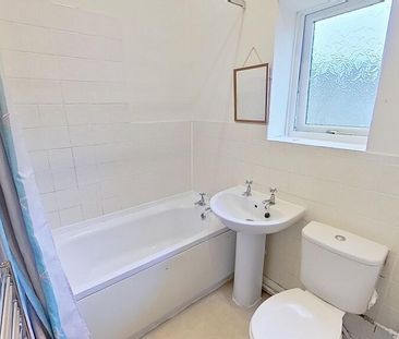 1 bedroom terraced house to rent - Photo 4