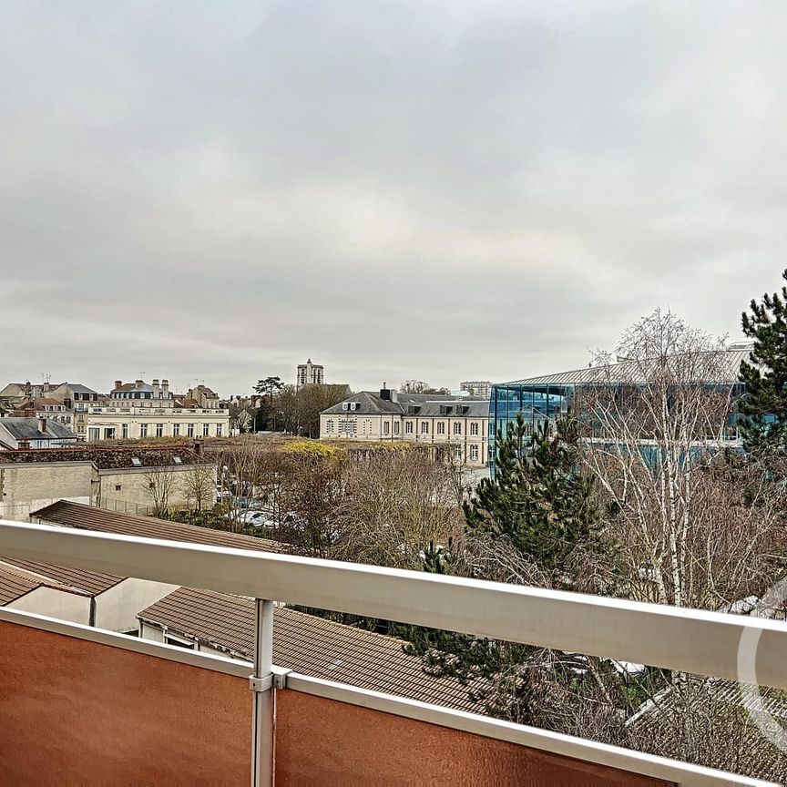 Location Appartement 2 pièces 42m² TROYES 10000 - Photo 1