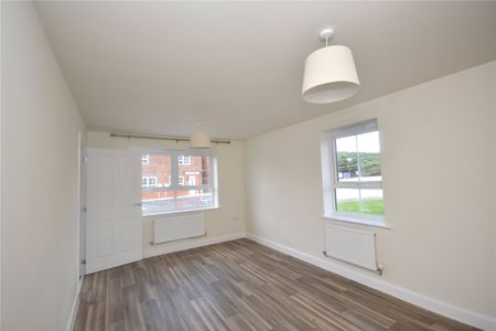 Ruskin Avenue, Ledbury, Herefordshire, HR8 2SX - Photo 2