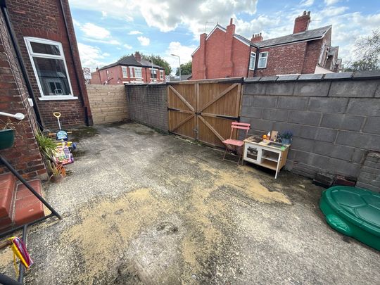 3 bedroom to let - Photo 1