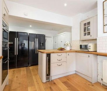 New Road, Chatham, Kent, ME4 - Photo 2