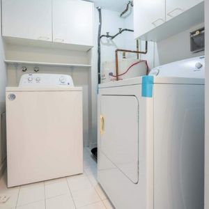 2 CH - 1 SDB - Montréal - $2,150 /mo - Photo 2