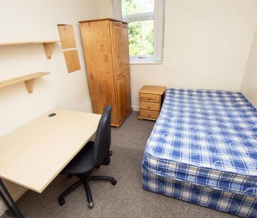 6 bedroom house to rent - Photo 4