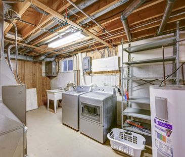 For Lease - 6476 Huggins Street Unit# 51, Niagara Falls, Ontario - Photo 3