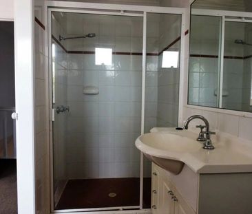 3-Bedroom Townhouse in Sought-After Kelvin Grove - Photo 6