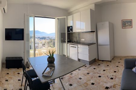 LOCATION MEUBLEE 40m2 - Bd Edouard Herriot - Photo 2