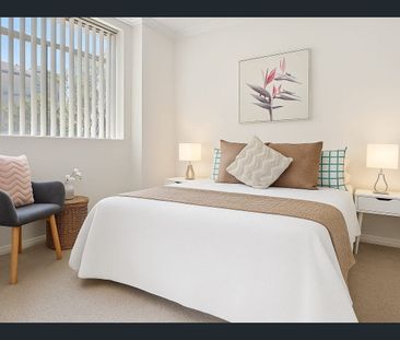 Stylish Apartment in Prime Lifestyle Location - Photo 6