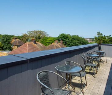 2 bedroom penthouse to rent - Photo 1