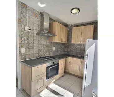 Appartement plein centre à 300m de la plage - Photo 5