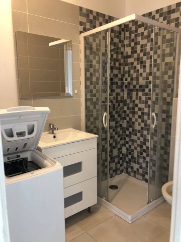 Studio en Rez-de-Jardin SARTROUVILLE - Photo 4