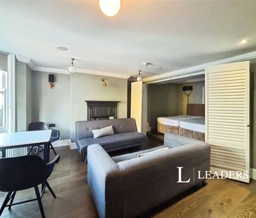 2 bedroom maisonette to rent Gardner Street, Brighton, East Sussex,... - Photo 1