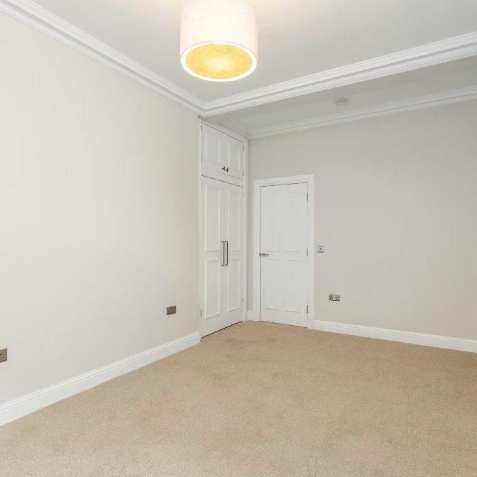 2 bedroom property to rent - Photo 1