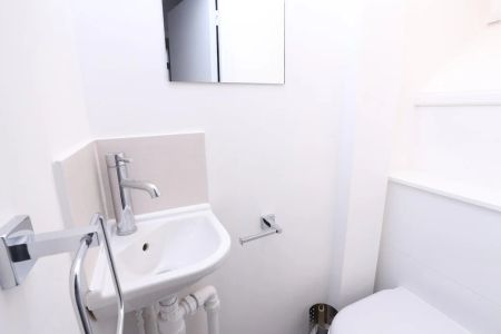 Limscott House – Room 2 - Photo 4