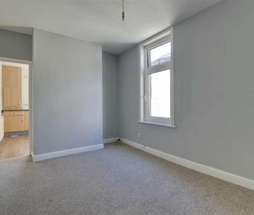 New Road, Portsmouth, PO2 - Photo 6