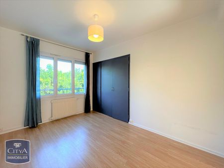 Location Appartement 3 pièces 66m² LIBOURNE 33500 - Photo 3