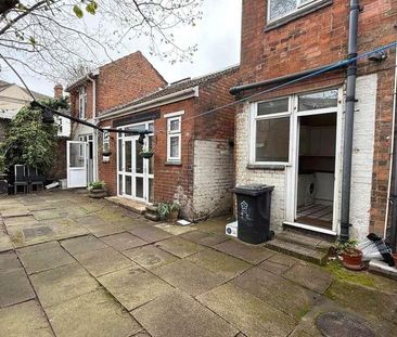 Uppingham Road, Leicester, LE5 - Photo 1