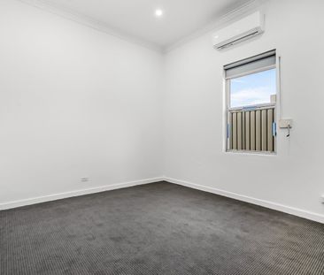 Newly refreshed west-side base - Photo 4