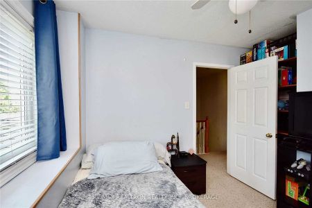 For Lease - 115 Copeman Crescent, Barrie, Ontario - Photo 2