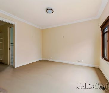 3 Bed, 2 Bath - Photo 6