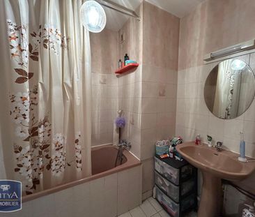 Location Appartement 3 pièces 66m² BLOIS 41000 - Photo 4